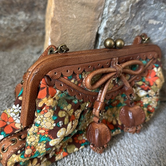 Isabella Fiore mini shoulder bag - Picture 7 of 7